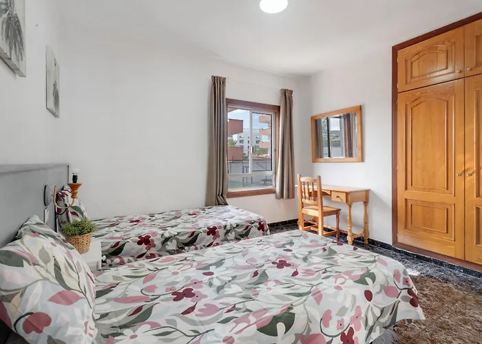 Apto Blue Pool Floritas Apartman *